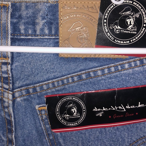 Blue denim jean shorts, size 30 - Picture 5 of 5